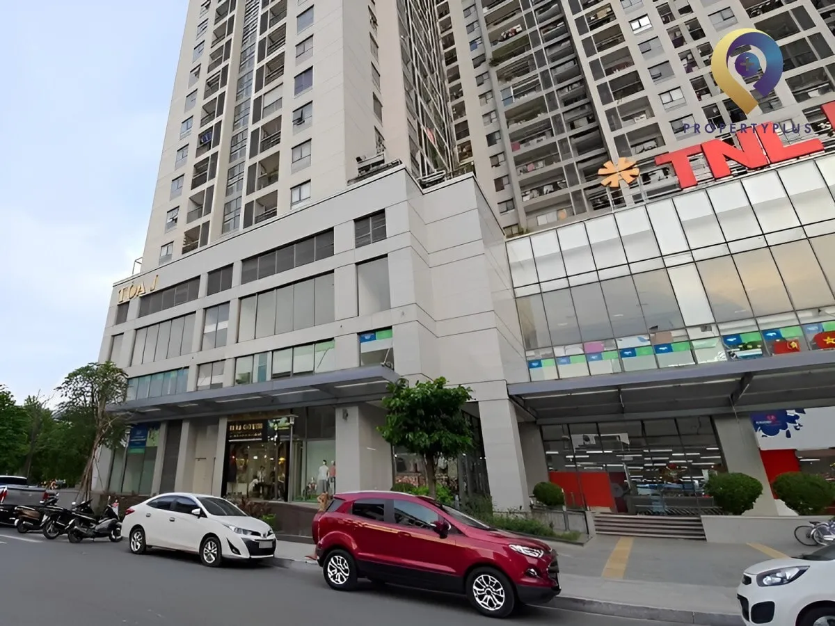 Toàn cảnh tòa nhà TNR Goldsilk Complex tại Hà Đông nhìn từ bên ngoài.